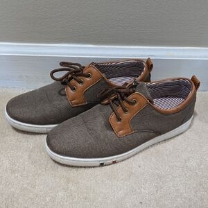 Brown Leather Oxfords with Minimalist Design